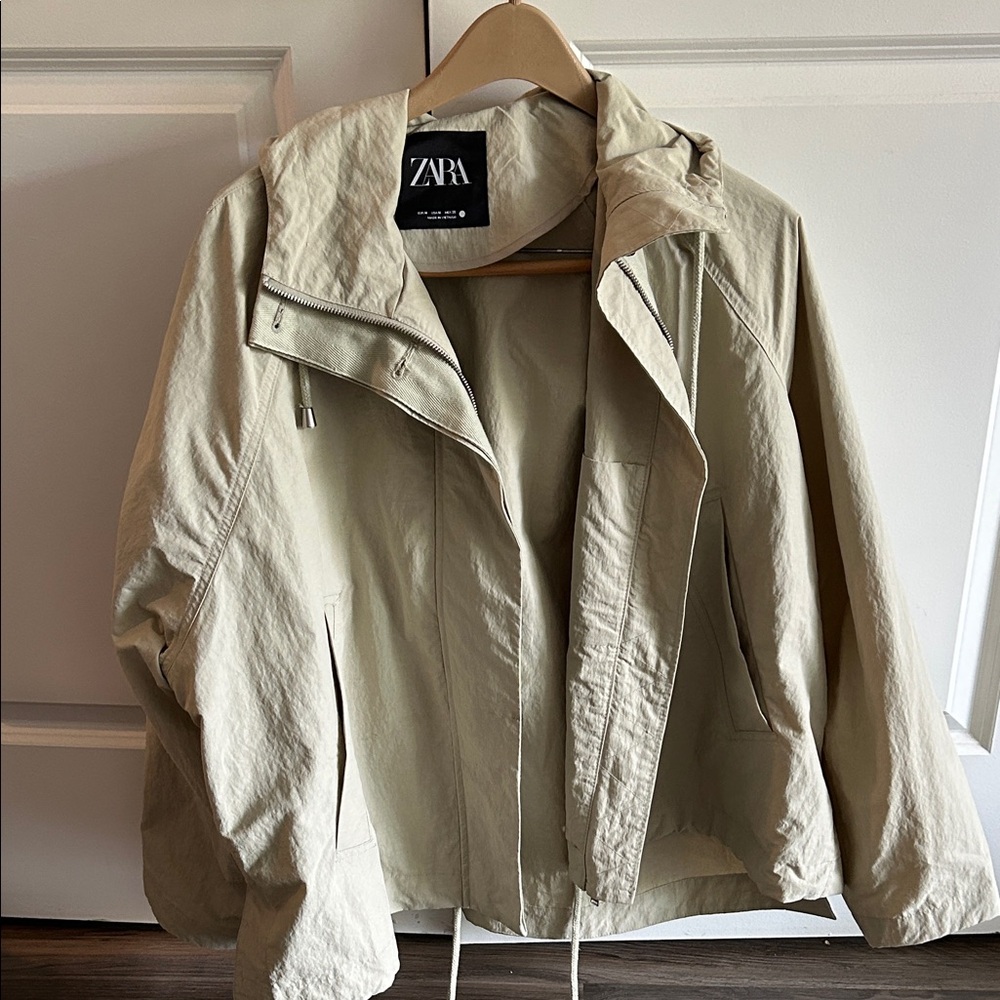 Zara Women's oversized  rain Jacket